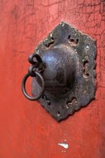7400309-doornail-and-door-knockers-in-the-temple-of-heaven-in-beijing.jpg