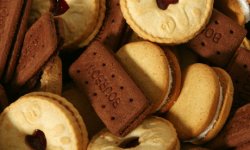 A-blue-biscuit-tin-with-a-008.jpg A-blue-biscuit-tin-with-a-008.jpg